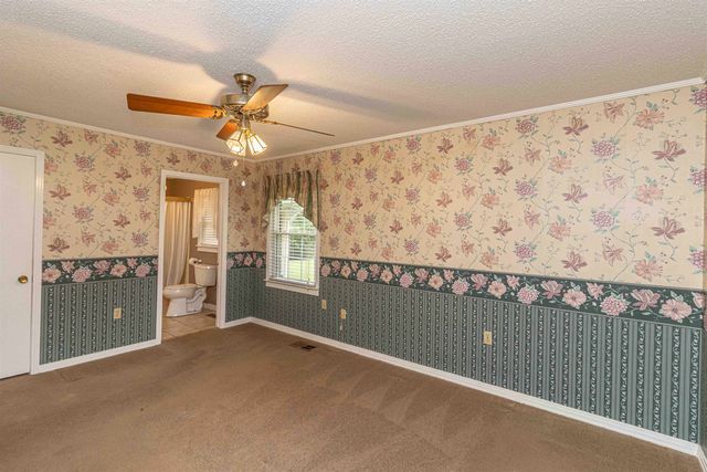 239 OLD NO 5 RD S, Selmer, TN 38375