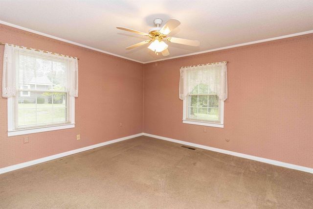 239 OLD NO 5 RD S, Selmer, TN 38375