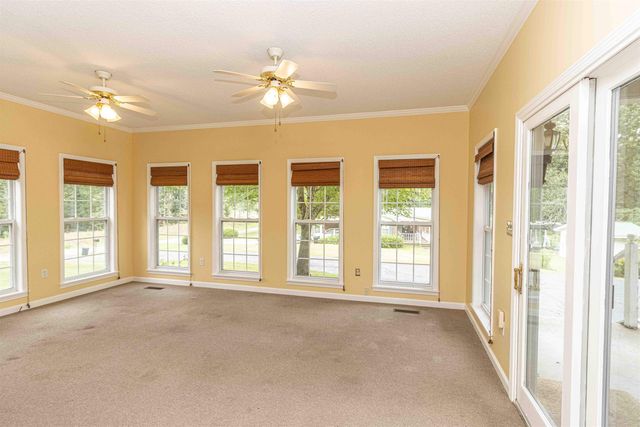 239 OLD NO 5 RD S, Selmer, TN 38375