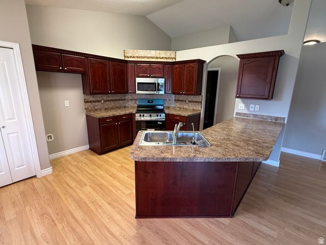 5197 S 3100 W, Roy, UT 84067