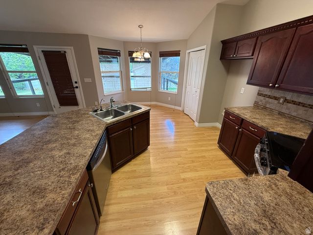 5197 S 3100 W, Roy, UT 84067