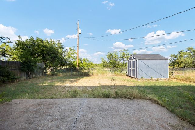 144 Stoneham Street, San Angelo, TX 76905