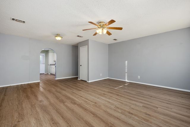 144 Stoneham Street, San Angelo, TX 76905