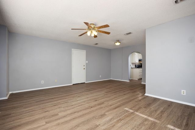 144 Stoneham Street, San Angelo, TX 76905