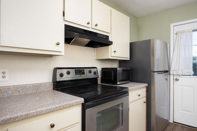 144 Stoneham Street, San Angelo, TX 76905