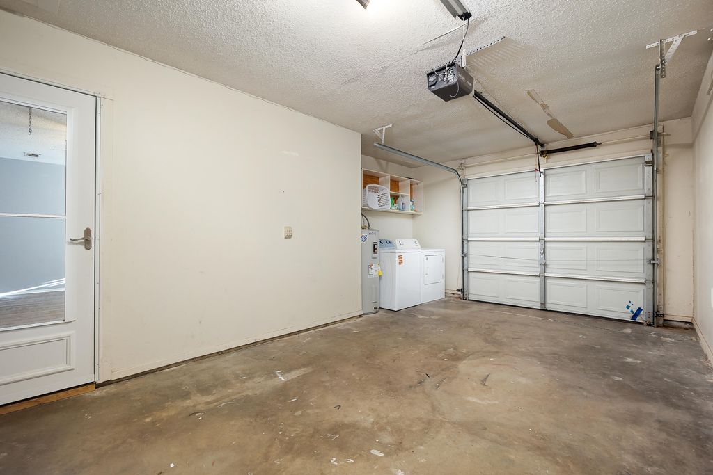 Image 21 of property listing at 144 Stoneham Street, San Angelo, TX 76905