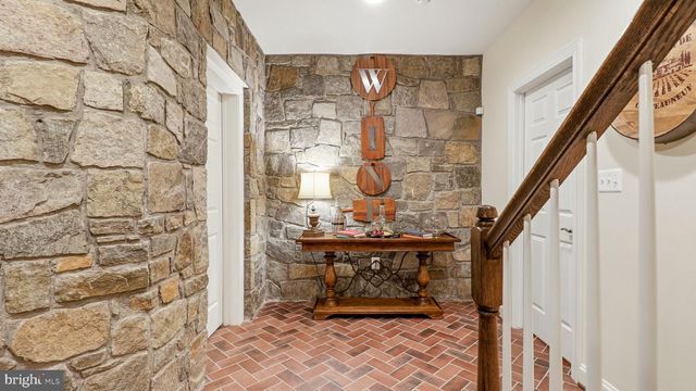 17348 HARMONY VISTA DR, Hamilton, VA 20158