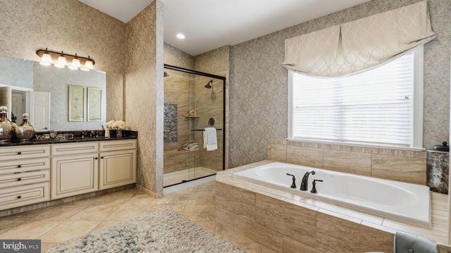 17348 HARMONY VISTA DR, Hamilton, VA 20158
