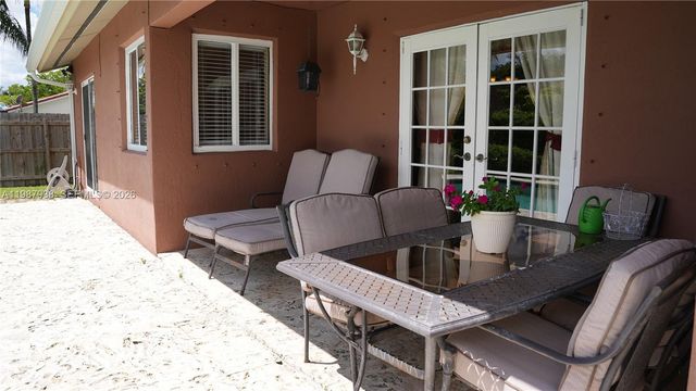 14856 SW 174th St, Miami, FL 33187