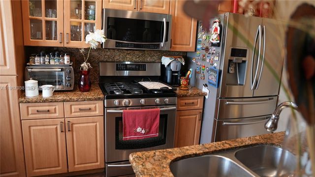 14856 SW 174th St, Miami, FL 33187