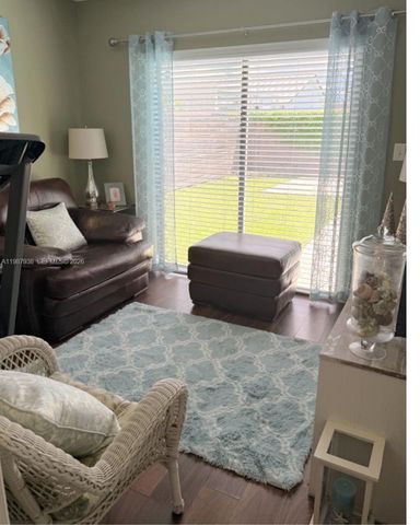 14856 SW 174th St, Miami, FL 33187