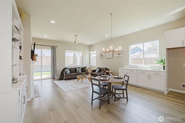 3800 SW Alava Court, Port Orchard, WA 98367