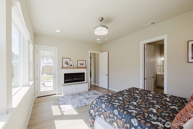 3800 SW Alava Court, Port Orchard, WA 98367