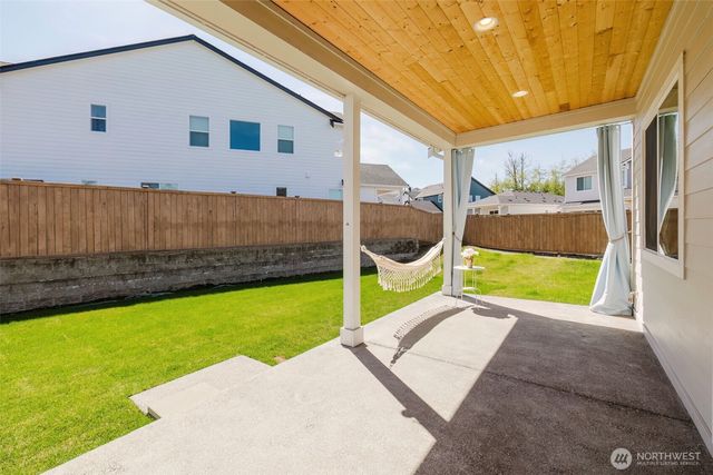 3800 SW Alava Court, Port Orchard, WA 98367