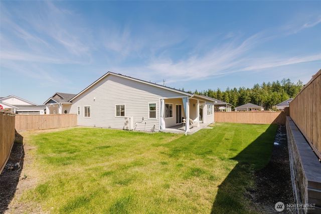 3800 SW Alava Court, Port Orchard, WA 98367