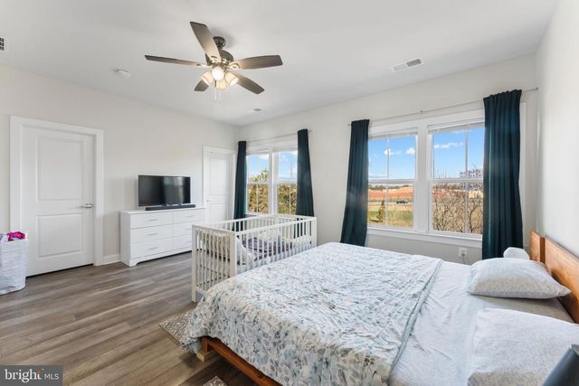 22278 CORNERSTONE CROSSING, Ashburn, VA 20148