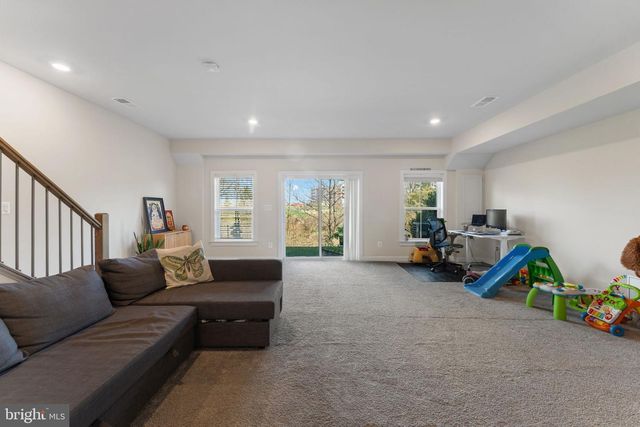 22278 CORNERSTONE CROSSING, Ashburn, VA 20148