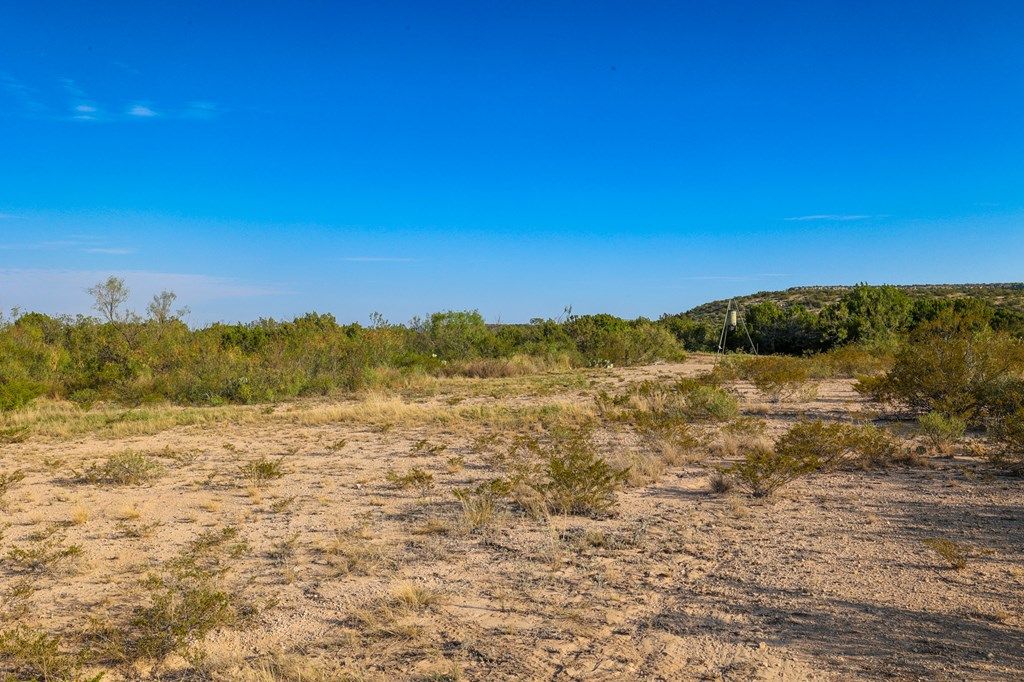 Image 16 of property listing at 495 Frontier Trail, Ozona, TX 76943