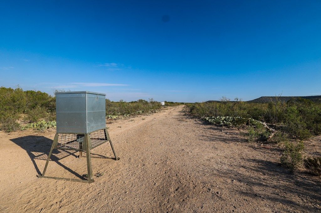 Image 20 of property listing at 495 Frontier Trail, Ozona, TX 76943