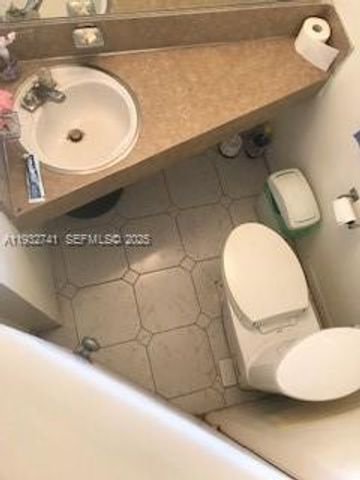 1301 NE 191st St F306, Miami, FL 33179