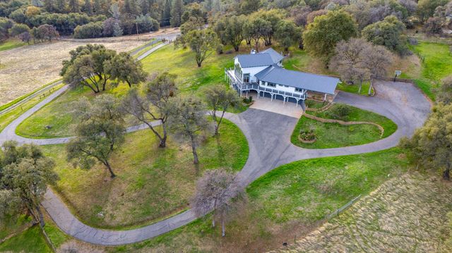 16000 Southridge Rd, Penn Valley, CA 95946