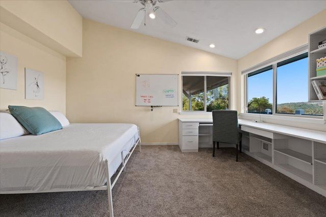 16000 Southridge Rd, Penn Valley, CA 95946