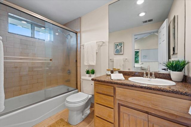 16000 Southridge Rd, Penn Valley, CA 95946