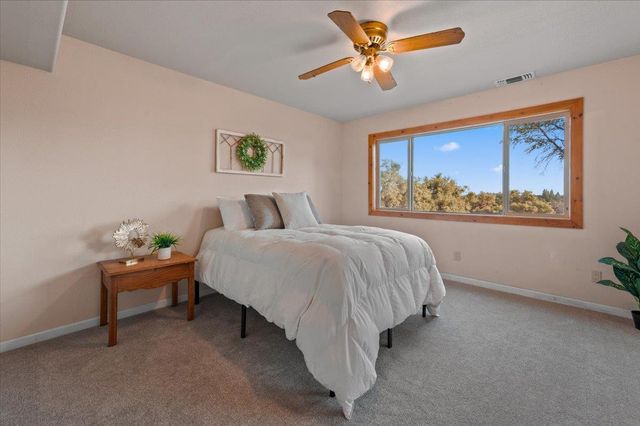 16000 Southridge Rd, Penn Valley, CA 95946