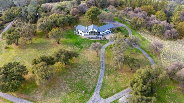 16000 Southridge Rd, Penn Valley, CA 95946