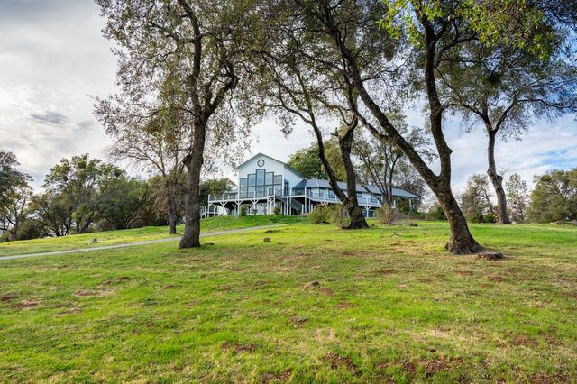 16000 Southridge Rd, Penn Valley, CA 95946