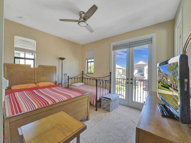 9345 Carrington Avenue, Parkland, FL 33076