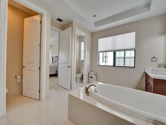 9345 Carrington Avenue, Parkland, FL 33076