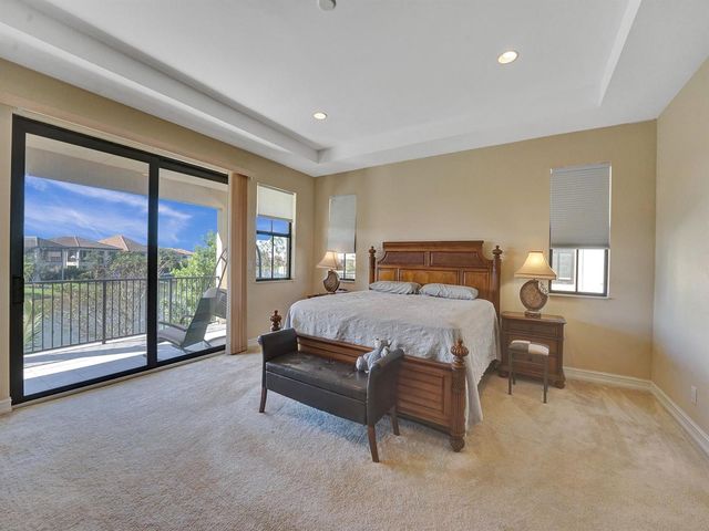 9345 Carrington Avenue, Parkland, FL 33076