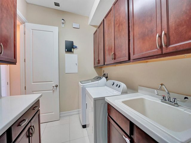 9345 Carrington Avenue, Parkland, FL 33076