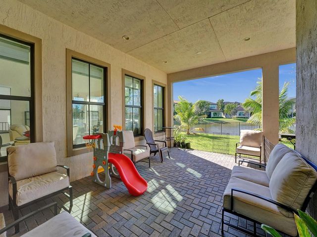 9345 Carrington Avenue, Parkland, FL 33076