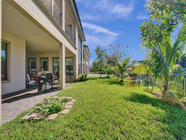 9345 Carrington Avenue, Parkland, FL 33076