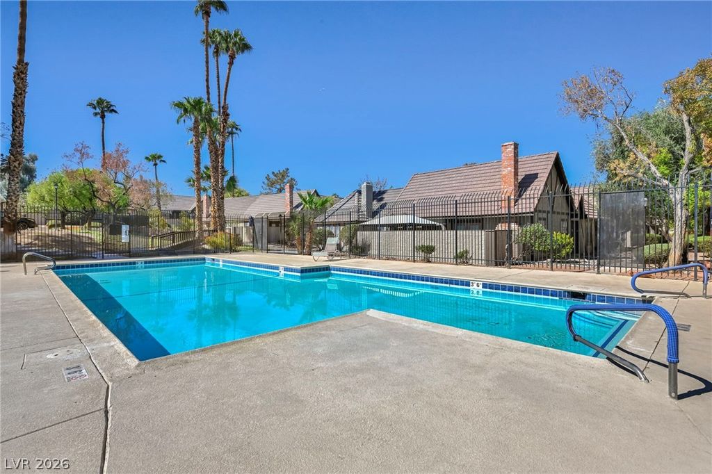 3965 Landsdown Place, Las Vegas, NV 89121 — photo 2