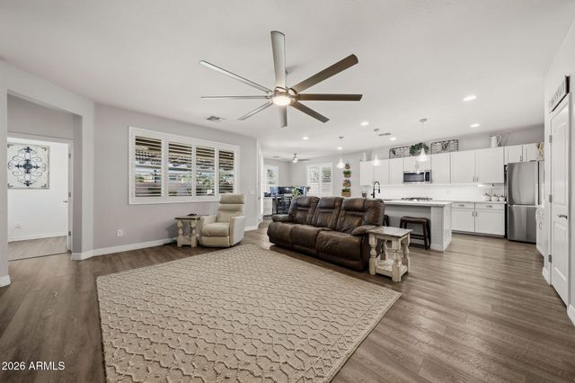 18216 W MONTECITO Avenue, Goodyear, AZ 85395