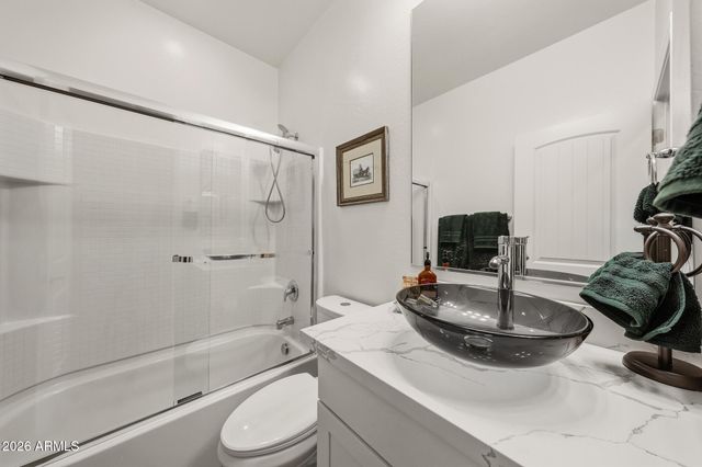 18216 W MONTECITO Avenue, Goodyear, AZ 85395