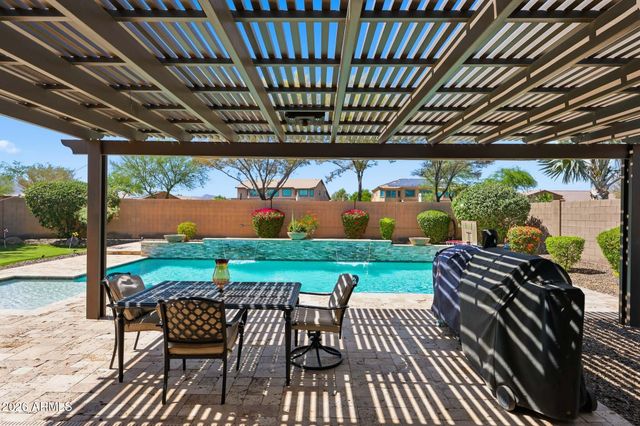 18216 W MONTECITO Avenue, Goodyear, AZ 85395
