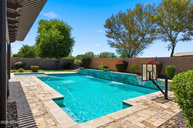 18216 W MONTECITO Avenue, Goodyear, AZ 85395