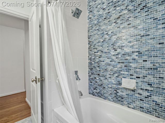 2090 Bradford Road, Birmingham, MI 48009
