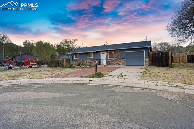 2436 Launcelot Court, Colorado Springs, CO 80904