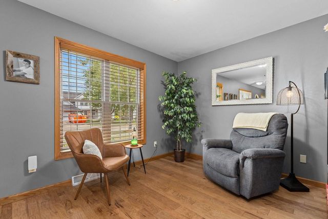 3023 E GREENLEAF DRIVE, Appleton, WI 54913