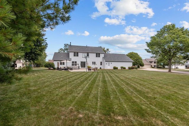 3023 E GREENLEAF DRIVE, Appleton, WI 54913