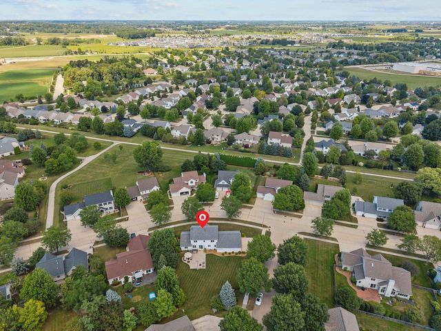 3023 E GREENLEAF DRIVE, Appleton, WI 54913
