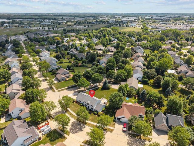 3023 E GREENLEAF DRIVE, Appleton, WI 54913