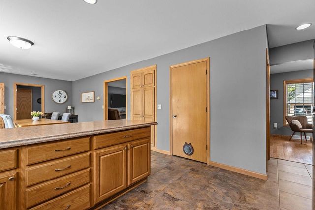 3023 E GREENLEAF DRIVE, Appleton, WI 54913