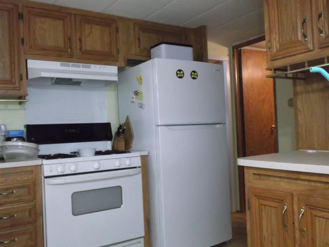 2221 Grass Lake Ave Unit 202 Avenue, Lake, MI 48632