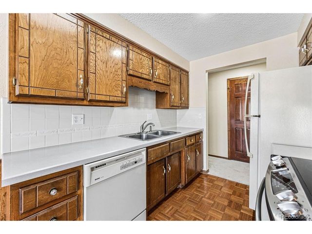 6505 W 34th Ave, Wheat Ridge, CO 80033